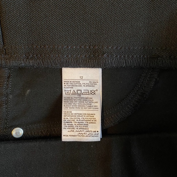 NWT Super Skinny Distressed Jeggings - Picture 7 of 12